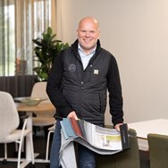 HÅKAN ROOS